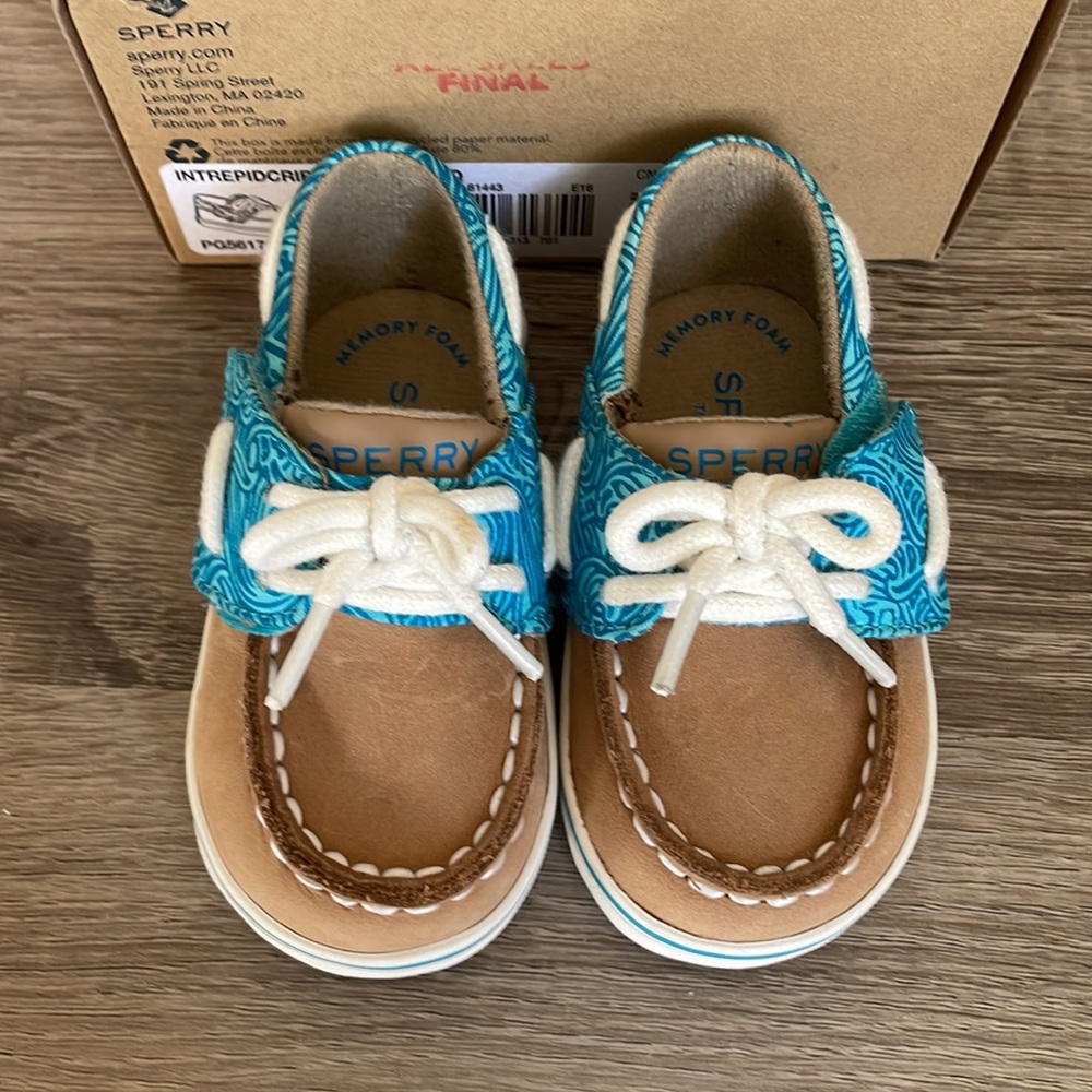 Sperry Intrepid Boat Shoe Size 6-9 Months
